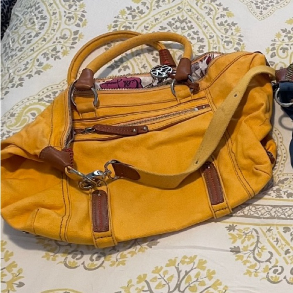 SAK purse
